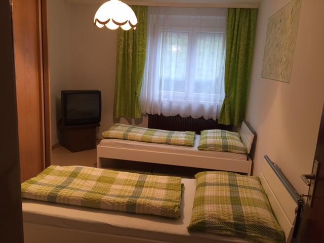 Haus Tina Zimmer Niklasdorf Εξωτερικό φωτογραφία